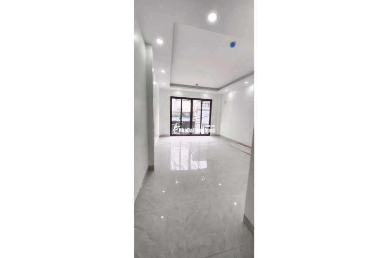 Cần bán gấp nhà Văn Miếu 46m 6 tầng, thang máy, gần ô tô hơn 12 tỷ